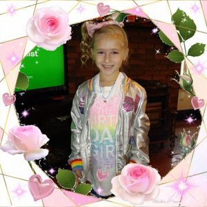 Meet your Posher, Stacy